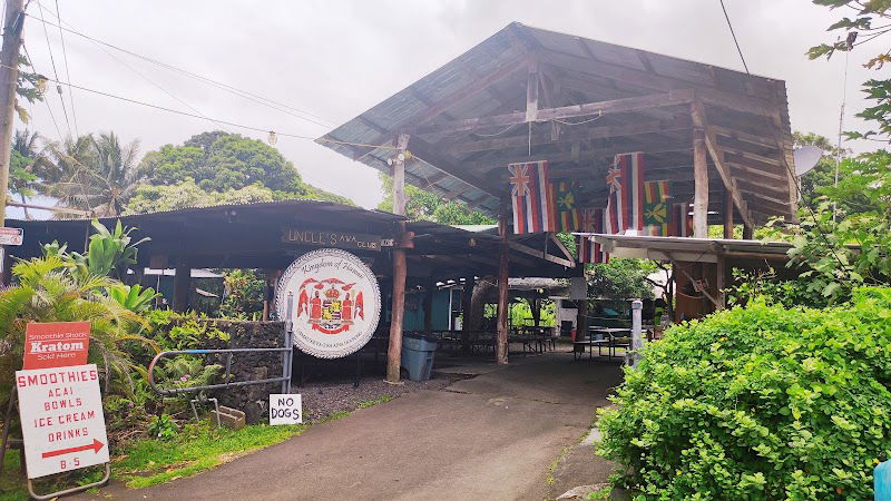 Uncle Robert's Awa Bar and Farmers Market - Kava Bar Experience